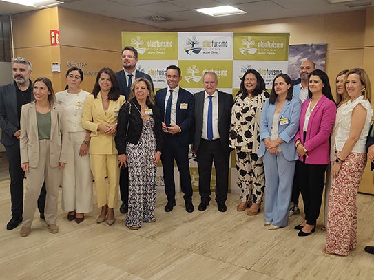 Diputación de Cáceres participa en la constitución del Comité Estratégico de Impulso del Oleoturismo Diputación de Cáceres participa en la constitución del Comité Estratégico de Impulso del Oleoturismo
