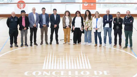 Santiago estrena el Pabellón de Vite tras su renovación integral y su especialización para la práctica del Hóckey Santiago estrena el Pabellón de Vite tras su renovación integral y su especialización para la práctica del Hóckey