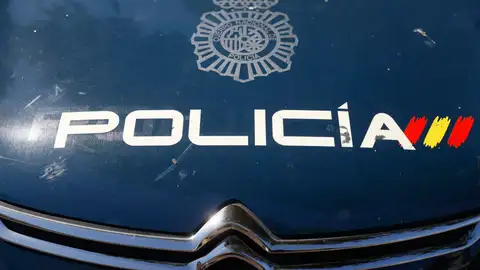 Imagen de archivo de un coche de la Policía Nacional de España. Imagen de archivo de un coche de la Policía Nacional de España.