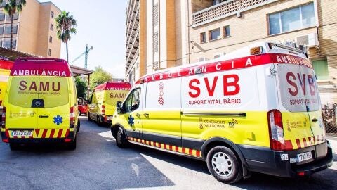 Ambulancias en una imagen de archivo