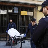 Archivo - Varios agentes de la Policía Nacional tras el crimen - 
