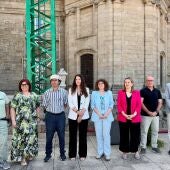 La alcaldesa de Santiago ve que "los datos se imponen" después de dos años de mandato y advierte que "no nos distraemos con el ruido"
