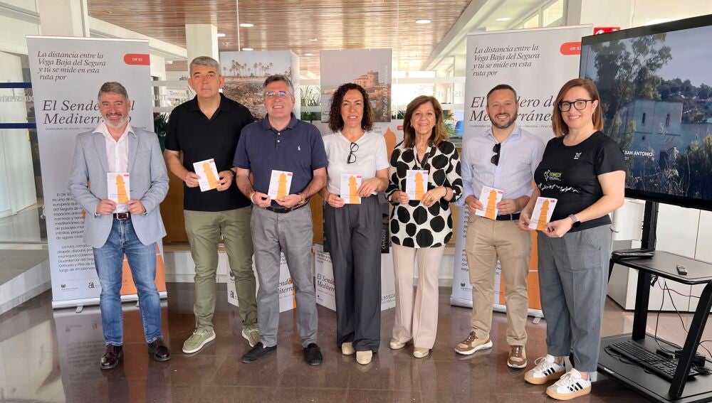 CONVEGA potencia la oferta turística litoral con las etapas del Sendero del Mediterráneo en la Vega Baja