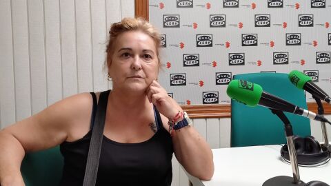 Rafi, vecina con su vivienda afectada