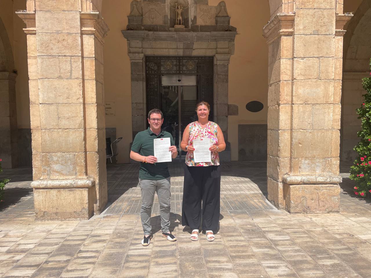 El PSPV-PSOE y Compromís presentan una declaración institucional para exigir la continuidad de la feria Cevisama El PSPV-PSOE y Compromís presentan una declaración institucional para exigir la continuidad de la feria Cevisama