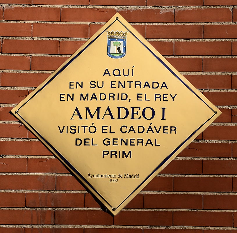 Amadeo I de Saboya y el cuerpo sin vida de Prim Amadeo I de Saboya y el cuerpo sin vida de Prim