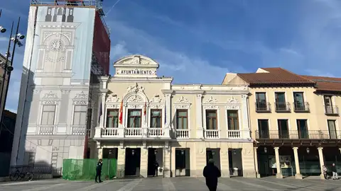 Guadalajara no colgará la bandera arcoirís en el balcón del Ayuntamiento Guadalajara no colgará la bandera arcoirís en el balcón del Ayuntamiento
