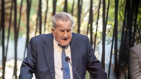 Fallece el expresidente de Canarias Manuel Hermoso a los 89 años Fallece el expresidente de Canarias Manuel Hermoso a los 89 años