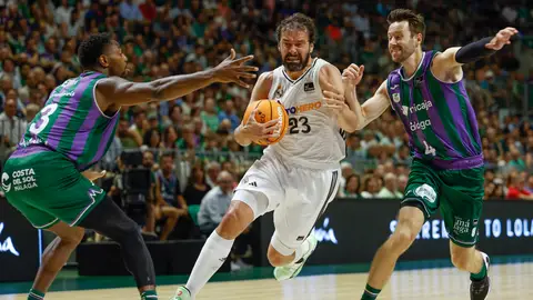 El Real Madrid supera a Unicaja y se mete en la final El Real Madrid supera a Unicaja y se mete en la final