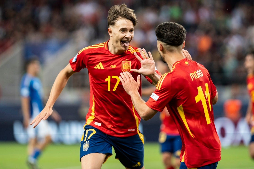 España sella su billete a cuartos como primera de grupo España sella su billete a cuartos como primera de grupo