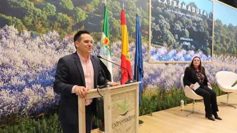 Óscar Mateos es nombrado nuevo Director General de Turismo de la Junta de Extremadura Óscar Mateos es nombrado nuevo Director General de Turismo de la Junta de Extremadura
