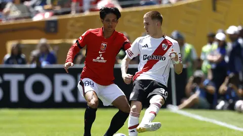 Mastantuono guía a River en un debut victorioso Mastantuono guía a River en un debut victorioso