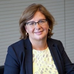 Empresa en femení de la mà del Consorci de la Zona Franca de Barcelona Empresa en femení de la mà del Consorci de la Zona Franca de Barcelona