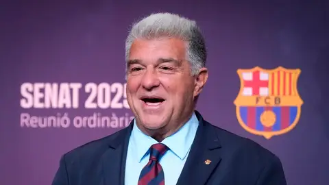 Laporta: "Estamos trabajando en otro fichaje que ilusionará mucho" Laporta: "Estamos trabajando en otro fichaje que ilusionará mucho"