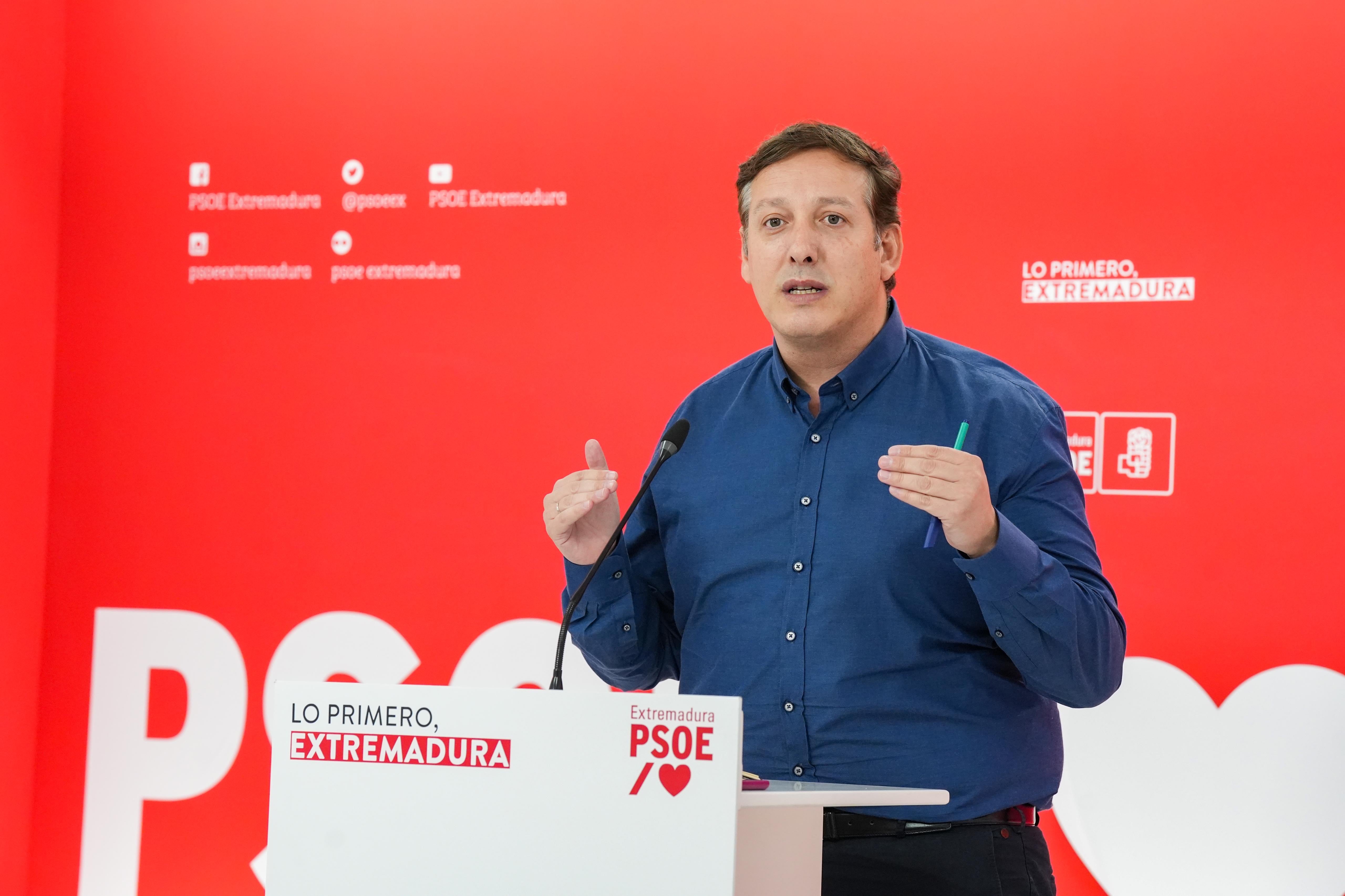 El PSOE cree que el freno del PP a la escolarización de niños de 0 a 3 años abre la puerta a la privatización El PSOE cree que el freno del PP a la escolarización de niños de 0 a 3 años abre la puerta a la privatización