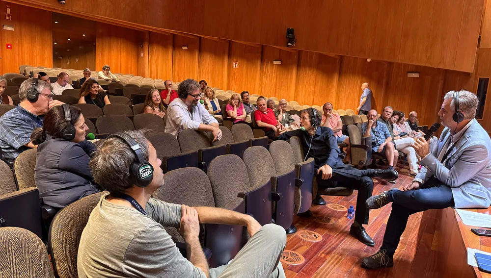 El equipo de 'La Cultureta' durante la grabación del programa especial por el décimo aniversario. El equipo de 'La Cultureta' durante la grabación del programa especial por el décimo aniversario.