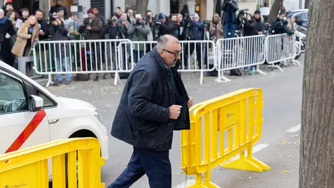 El ex asesor del ex ministro José Luis Ábalos, Koldo García, llega al Tribunal Supremo. El ex asesor del ex ministro José Luis Ábalos, Koldo García, llega al Tribunal Supremo.