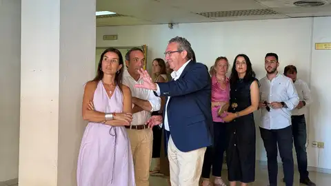 La consellera de Hacienda de la Generalitat, Ruth Merino, ha visitado hoy las instalaciones junto al alcalde de Benidorm, Toni Pérez. La consellera de Hacienda de la Generalitat, Ruth Merino, ha visitado hoy las instalaciones junto al alcalde de Benidorm, Toni Pérez.