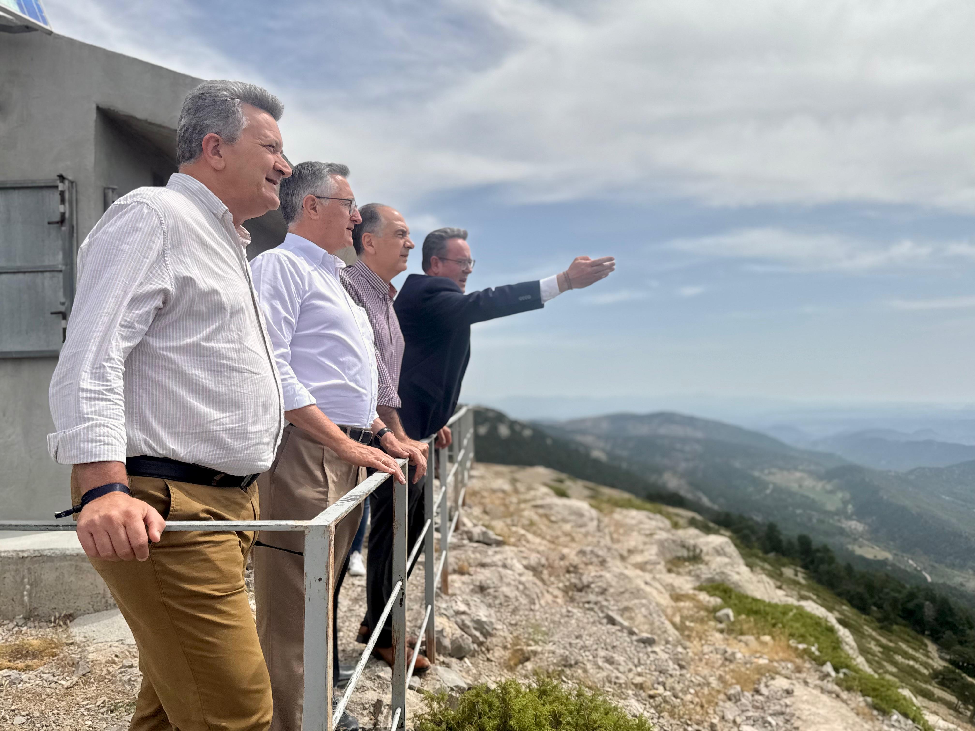 La Comunitat Valenciana y Aragón colaboran en la prevención de incendios forestales La Comunitat Valenciana y Aragón colaboran en la prevención de incendios forestales