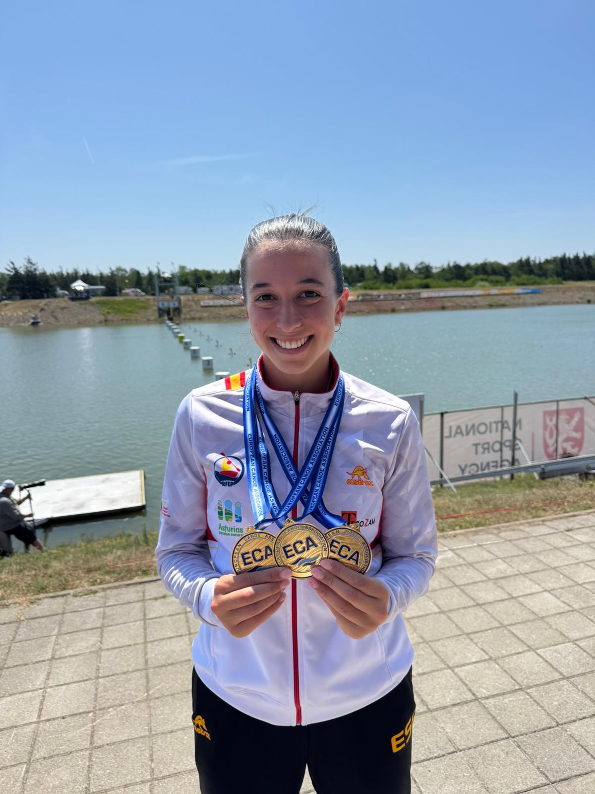 Àngels Moreno: "No esperaba volver con tres oros" Àngels Moreno: "No esperaba volver con tres oros"