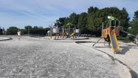 Parque infantil de Los Pericones