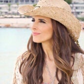 Nuria Fergó lanza el videoclip de “Voy a ser Feliz”
