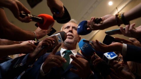 &Aacute;ngel V&iacute;ctor Torres, ministro de Pol&iacute;tica Territorial y Memoria Hist&oacute;rica