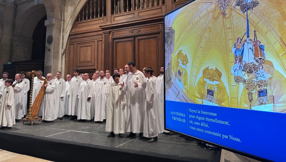 Concierto del Misterí d’Elx en la iglesia de Saint-Étienne-du-Mont de París.