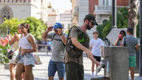 Vuelve el calor extremo: alerta en estas provincias que superarán los 40 grados Vuelve el calor extremo: alerta en estas provincias que superarán los 40 grados