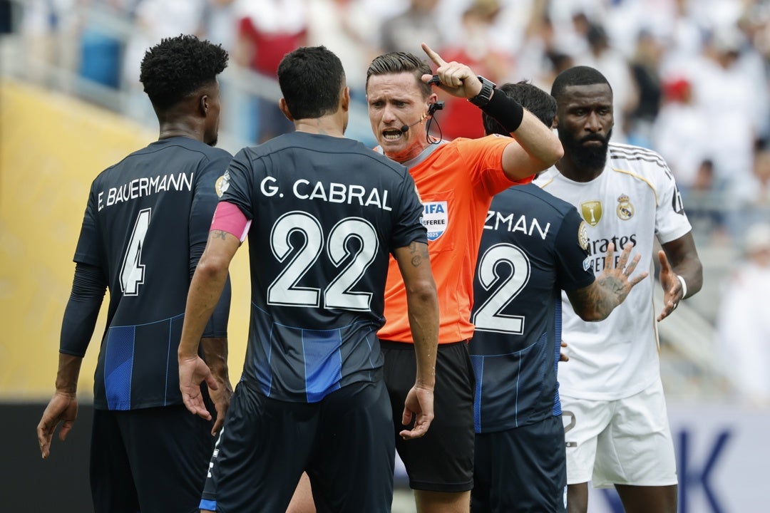 FIFA investiga los insultos de Cabral a Rüdiger FIFA investiga los insultos de Cabral a Rüdiger