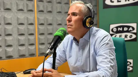 Rafa Domínguez - PP Pontevedra El líder del PP de Pontevedra en los estudios de Onda Cero Pontevedra