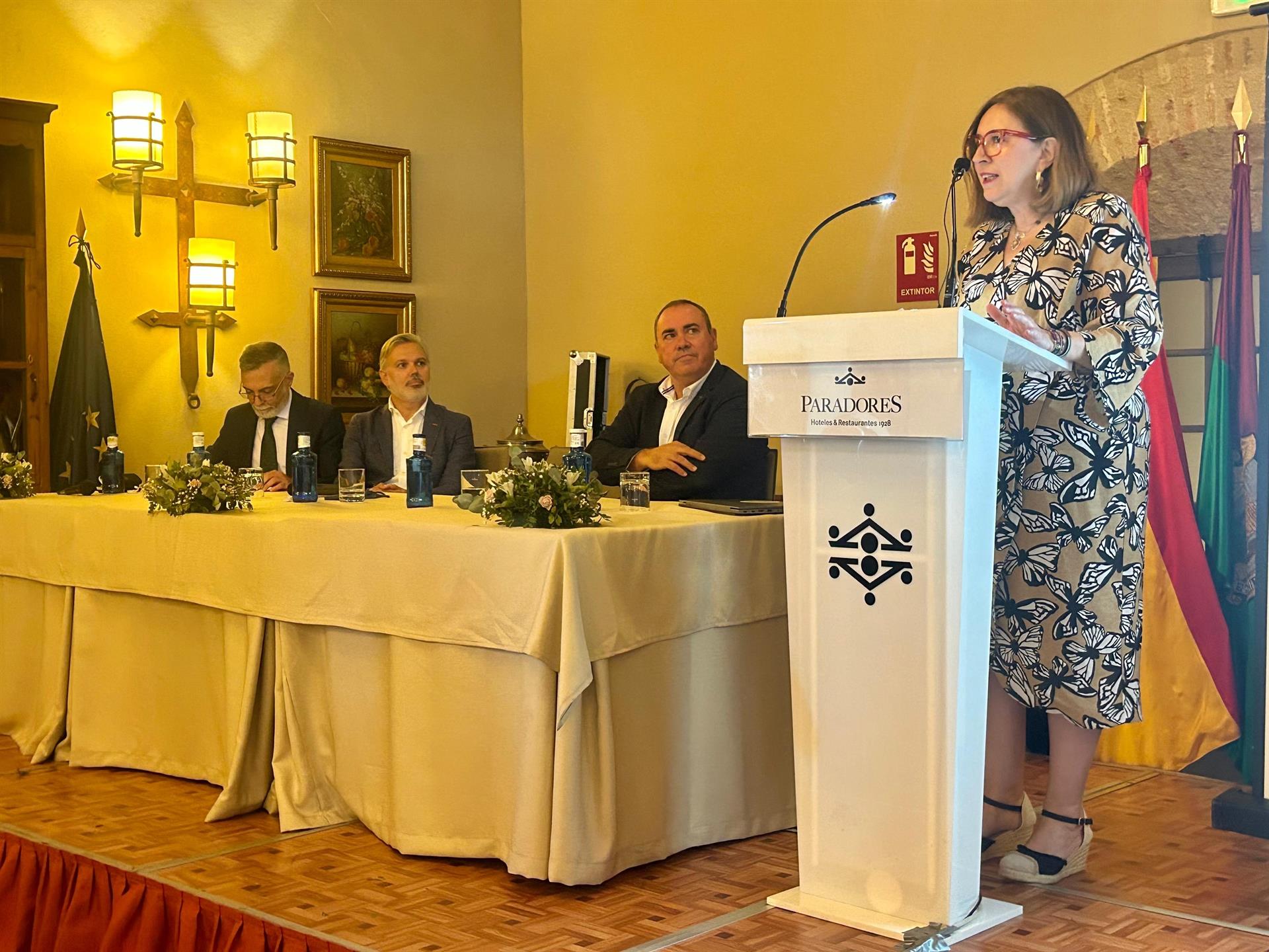 La Junta refuerza su compromiso con las DOP e IGP en las XVI Jornadas Técnicas del Pimentón de la Vera en Plasencia La Junta refuerza su compromiso con las DOP e IGP en las XVI Jornadas Técnicas del Pimentón de la Vera en Plasencia