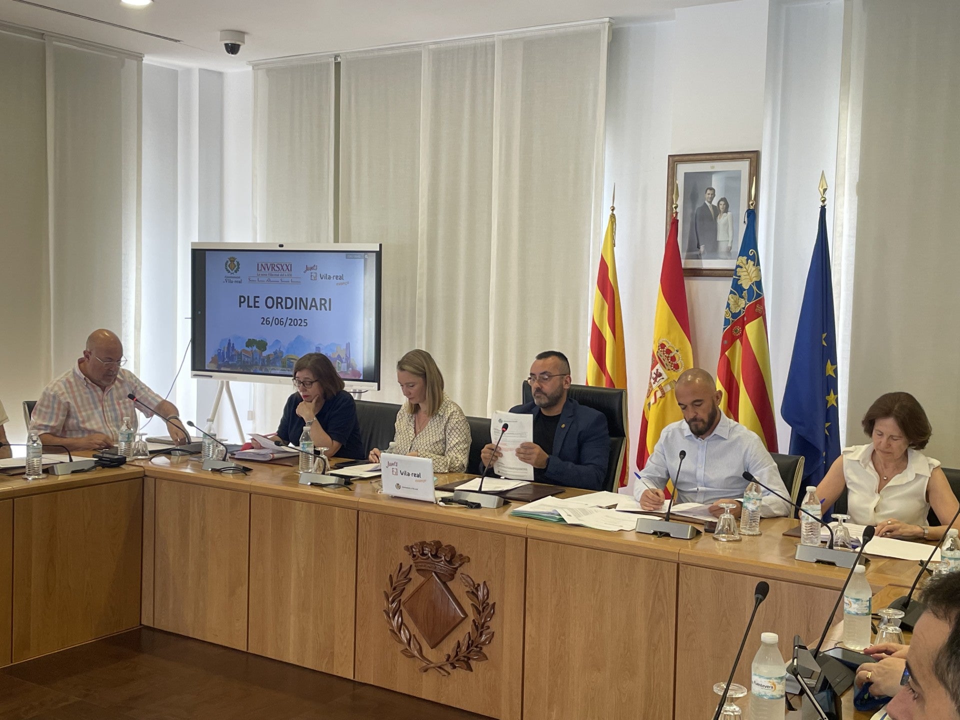 Vila-real aprueba definitivamente el presupuesto, saldarán las cuentas con proveedores y las horas extras con los funcionarios Vila-real aprueba definitivamente el presupuesto, saldarán las cuentas con proveedores y las horas extras con los funcionarios