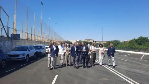El tramo final de Ricardo Carapeto de Badajoz abre el tráfico tras las obras de humanización por 1,4 millones El tramo final de Ricardo Carapeto de Badajoz abre el tráfico tras las obras de humanización por 1,4 millones