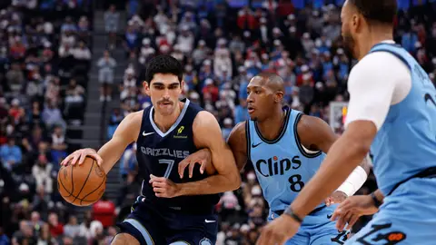 Aldama se queda en los Grizzlies: 52 millones por tres temporadas Aldama se queda en los Grizzlies: 52 millones por tres temporadas