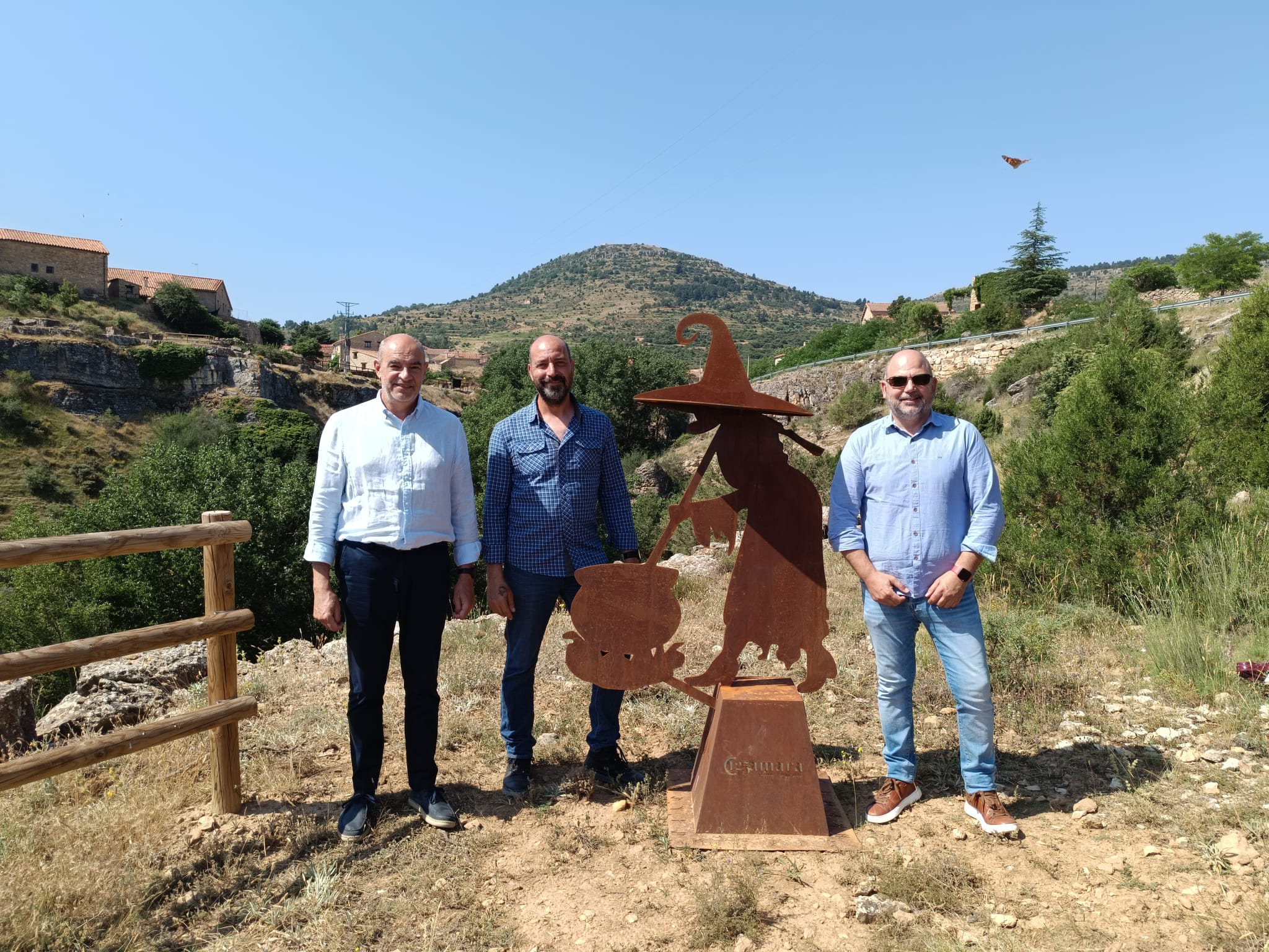 Jabaloyas y Cámara Teruel proponen apadrinar una bruja Jabaloyas y Cámara Teruel proponen apadrinar una bruja