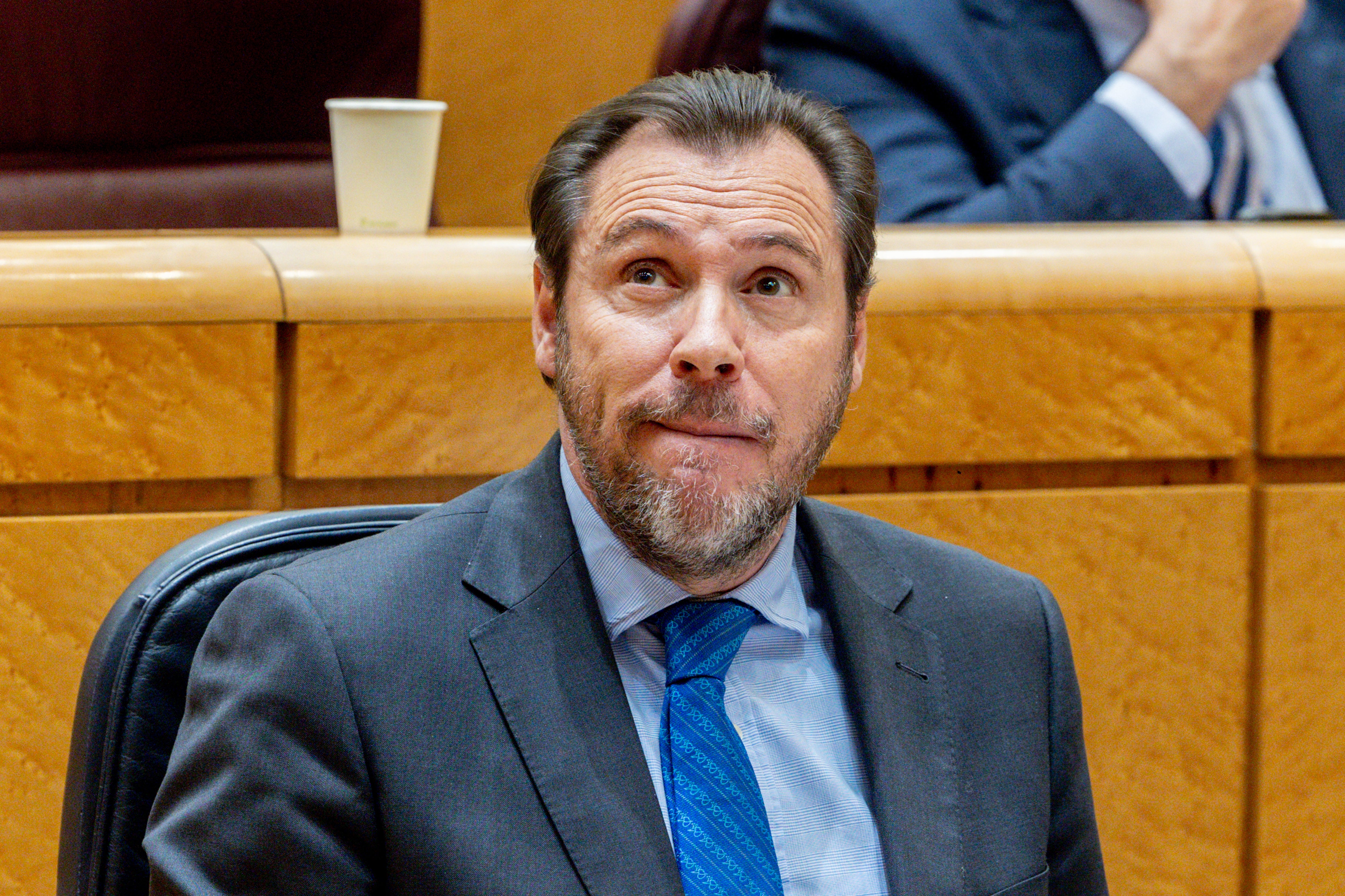 Óscar Puente lanza un dardo tuitero contra Antonio Caño por cuestionar el origen y el uso del efectivo en los pagos del Gobierno Óscar Puente lanza un dardo tuitero contra Antonio Caño por cuestionar el origen y el uso del efectivo en los pagos del Gobierno