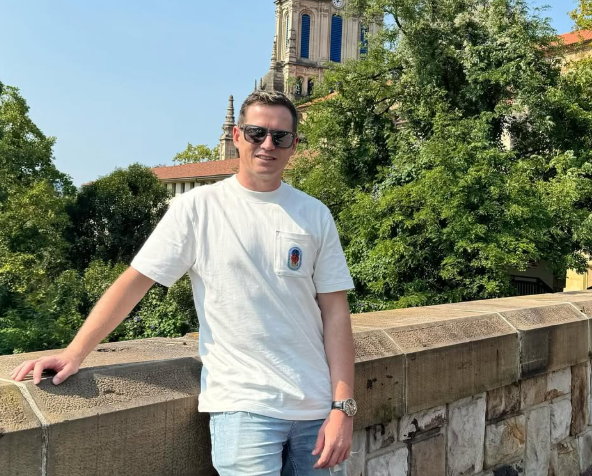 Juan Antonio Torres: “Lo más importante es que los niños disfruten día a día del fútbol” Juan Antonio Torres: “Lo más importante es que los niños disfruten día a día del fútbol”