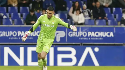 Leo Román Leo Román