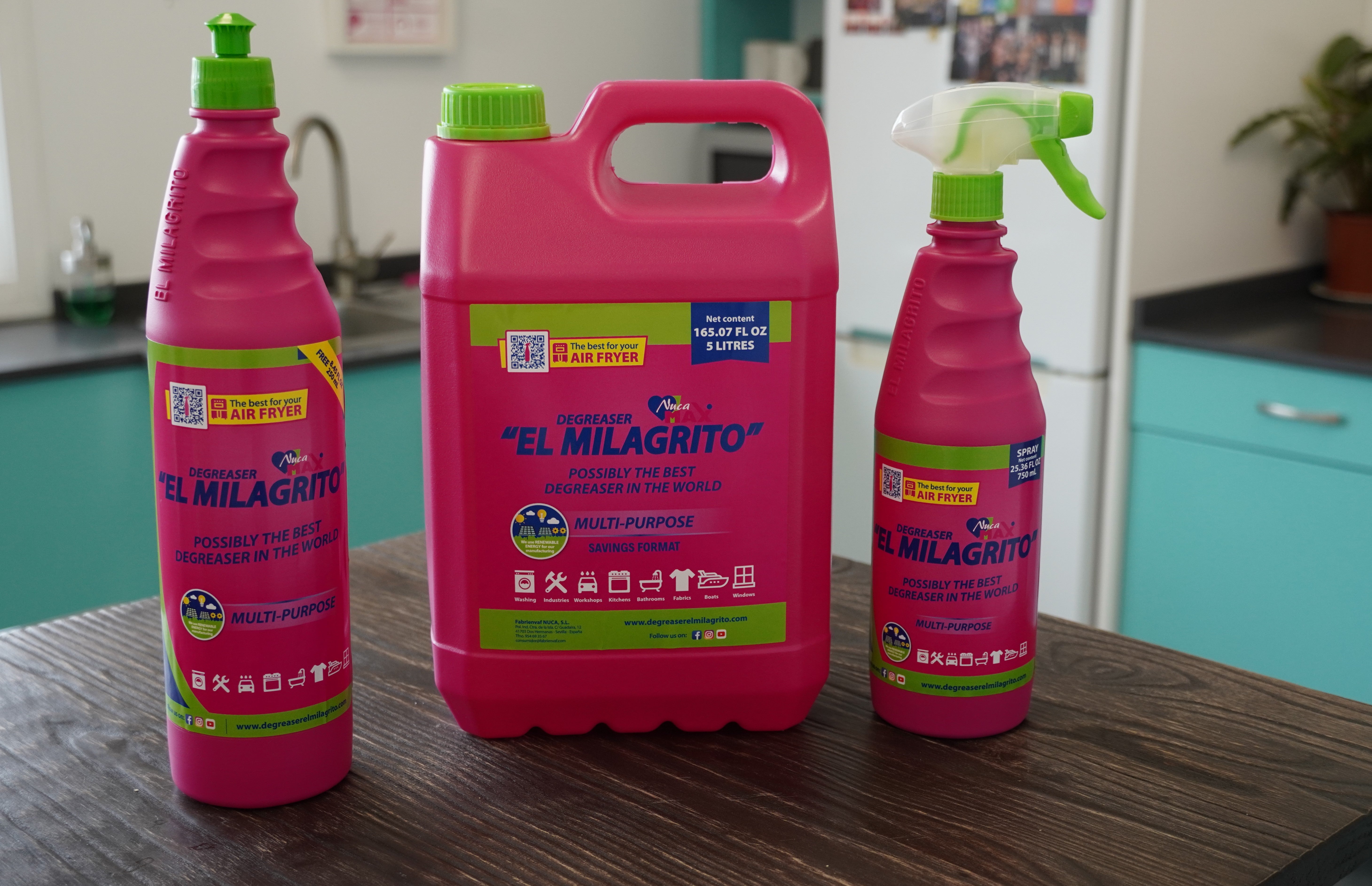 El Milagrito manda las primeras 15.000 unidades de desengrasante a Miami para vender en Florida El Milagrito manda las primeras 15.000 unidades de desengrasante a Miami para vender en Florida