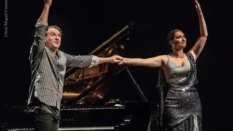 El Festival Badasom continúa este jueves con el pianista Dorantes, la cantaora Marina Heredia y el bailaor 'Farruquito' El Festival Badasom continúa este jueves con el pianista Dorantes, la cantaora Marina Heredia y el bailaor 'Farruquito'