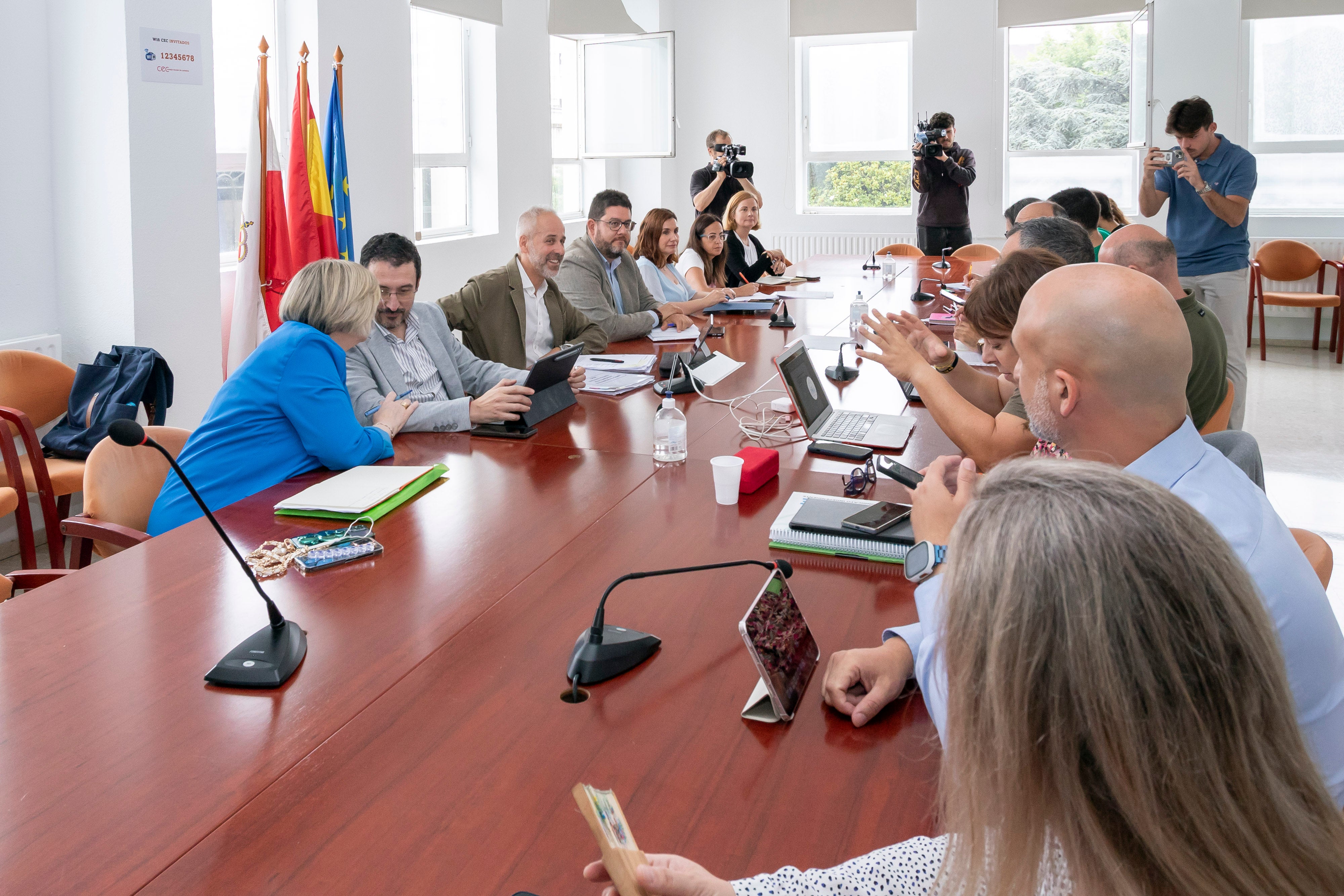 Docentes cántabros y consejería de Educación siguen sin llegar a un acuerdo sobre adecuación salarial Docentes cántabros y consejería de Educación siguen sin llegar a un acuerdo sobre adecuación salarial