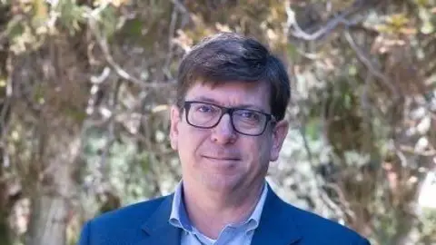 Mujeres del PSOE acusan a Salazar de haber cometido "comportamientos inadecuados” cuando era su jefe Mujeres del PSOE acusan a Salazar de haber cometido "comportamientos inadecuados” cuando era su jefe