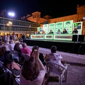 Rubén Amón y todo el equipo en la Plaza Mayor de Almagro Rubén Amón y todo el equipo en la Plaza Mayor de Almagro