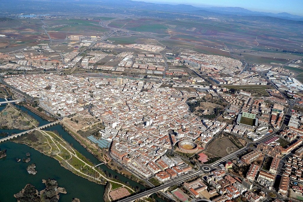 El Ayuntamiento licita el servicio de asistencia técnica para la ejecución del Plan de Sostenibilidad Turística “Mérida Arqueológica, Natural e Inteligente” El Ayuntamiento licita el servicio de asistencia técnica para la ejecución del Plan de Sostenibilidad Turística “Mérida Arqueológica, Natural e Inteligente”