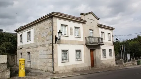 O PSOE perde a maioría absoluta en Manzaneda O PSOE perde a maioría absoluta en Manzaneda