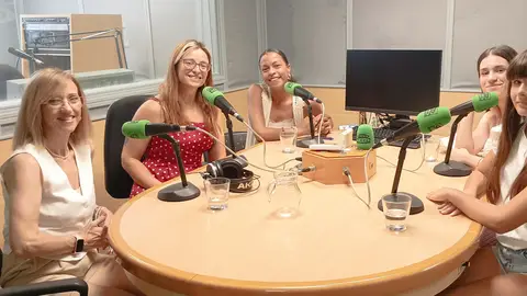 El Club Deportivo Elemental Alcalá de Henares – Creand¡Oh! ha representado a España en el Primer Campeonato Mundial de Hip Hop federado Representación del Club Deportivo Elemental Alcalá de Henares – Creand¡Oh! en Más de uno Alcalá