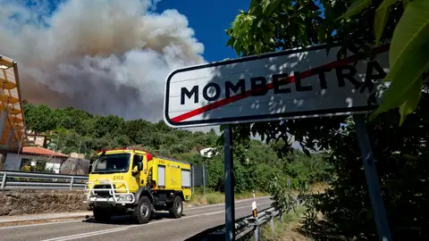 Muere un bombero que se dirigía al incendio de Ávila tras un accidente de tráfico Muere un bombero que se dirigía al incendio de Ávila tras un accidente de tráfico