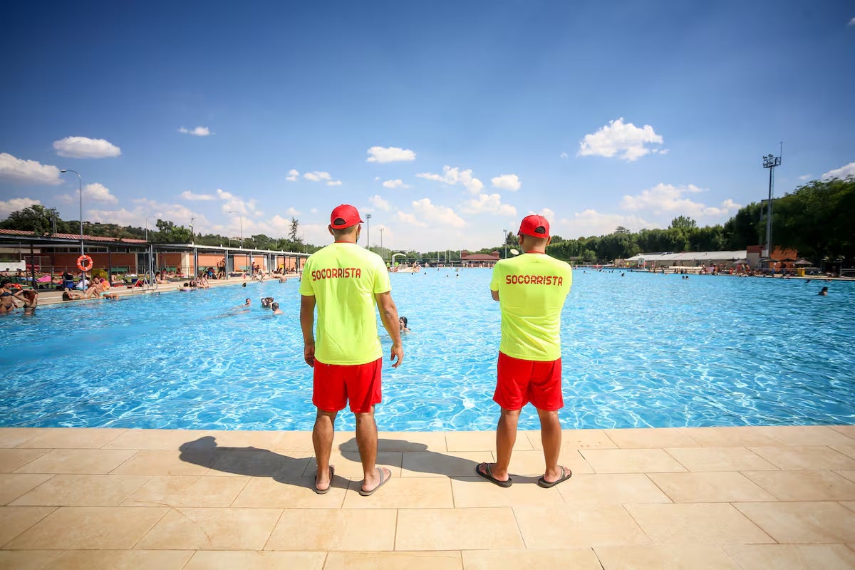 La Comunidad de Madrid reitera la necesidad de vigilancia de menores en las piscinas La Comunidad de Madrid reitera la necesidad de vigilancia de menores en las piscinas