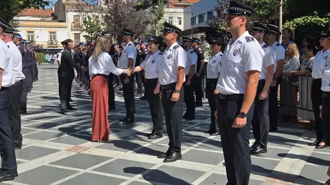 Guardiola destaca que Extremadura cuenta hoy en día con un cuerpo de Policía Local "más preparado" y "moderno" Guardiola destaca que Extremadura cuenta hoy en día con un cuerpo de Policía Local "más preparado" y "moderno"